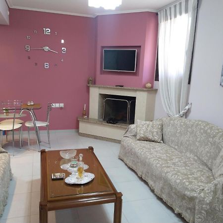 Ήσυχο Σπίτι Στη Ναύπακτο Apartment Nafpaktos Exterior photo