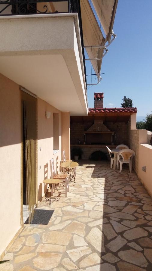 Ήσυχο Σπίτι Στη Ναύπακτο Apartment Nafpaktos Exterior photo
